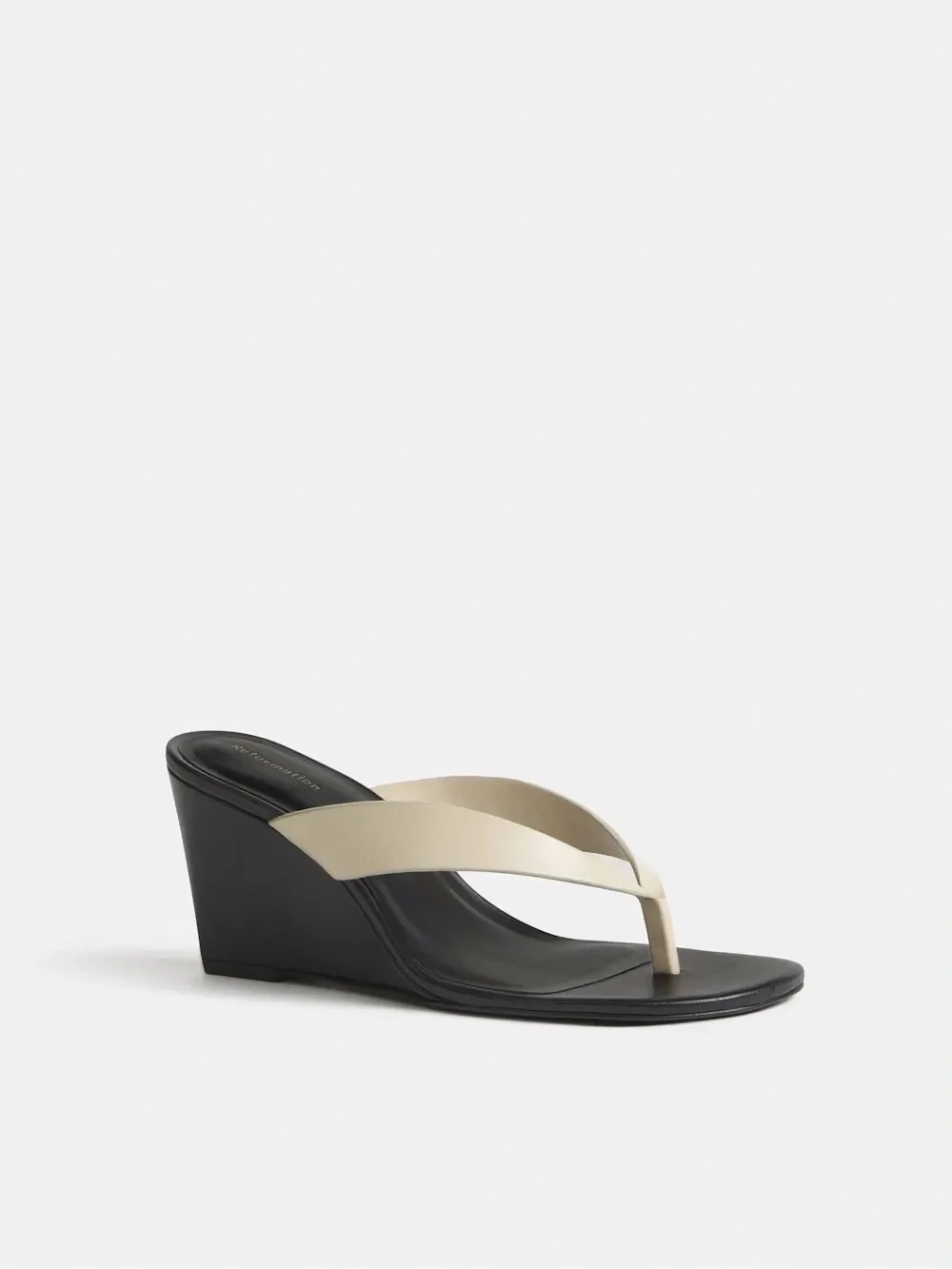 Reformation Jessie wedge thong sandal almond black 8.5